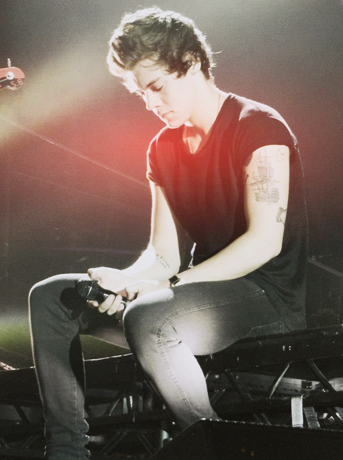 Harry---------------------------------